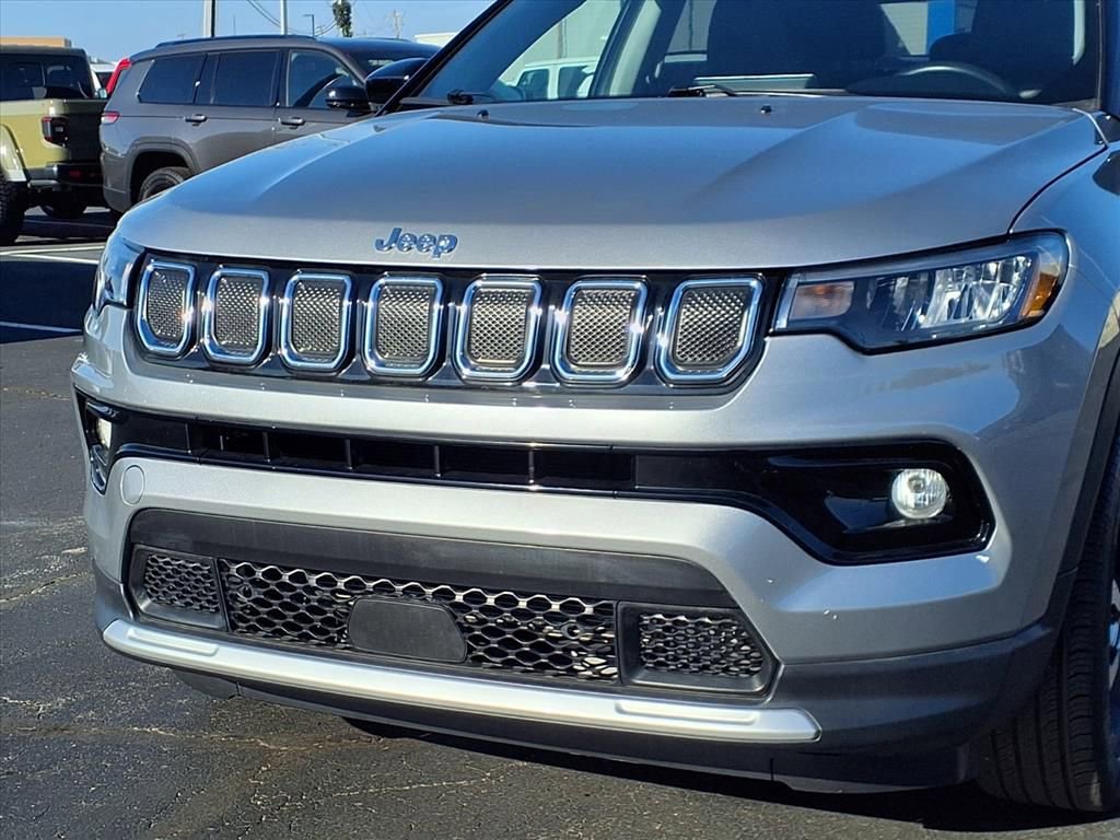 Certified 2022 Jeep Compass Limited image 21