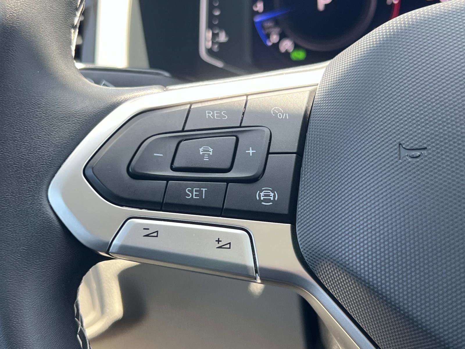 Certified 2022 Volkswagen Atlas SE AWD/4WD image 9