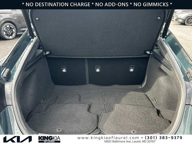 Used 2023 Kia Stinger GT2 image 18