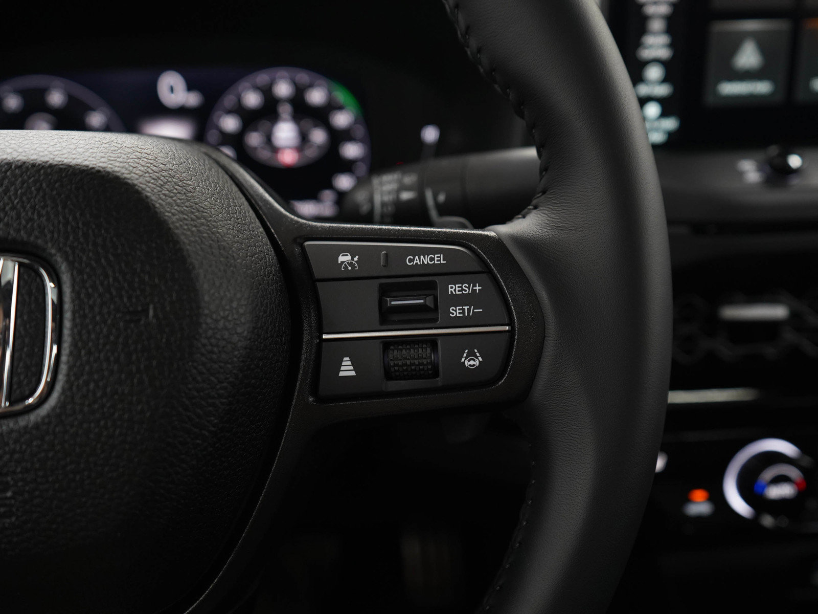 Used 2025 Honda Accord Sport image 25