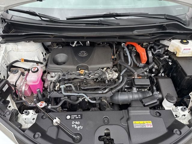 Certified 2025 Toyota Sienna Platinum AWD/4WD image 2