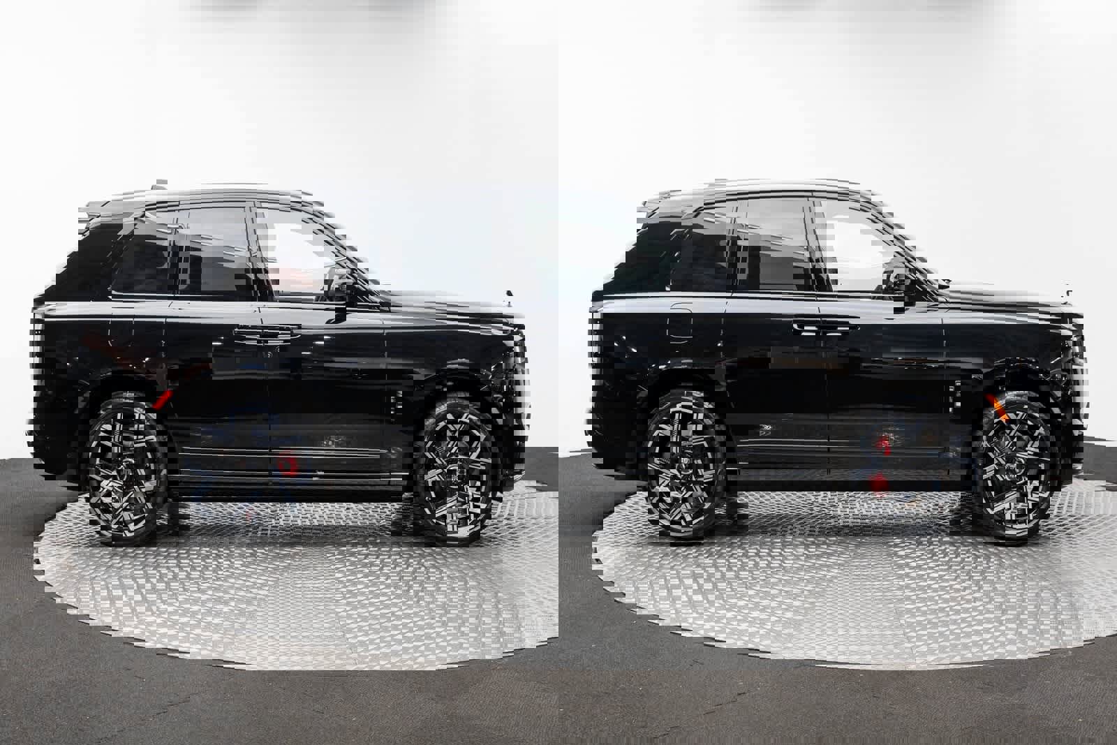 New 2026 Rolls-Royce Cullinan Black Badge image 50