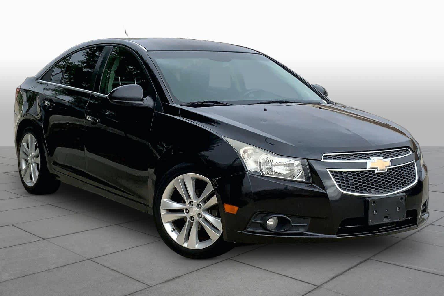Used 2012 Chevrolet Cruze LTZ image 2