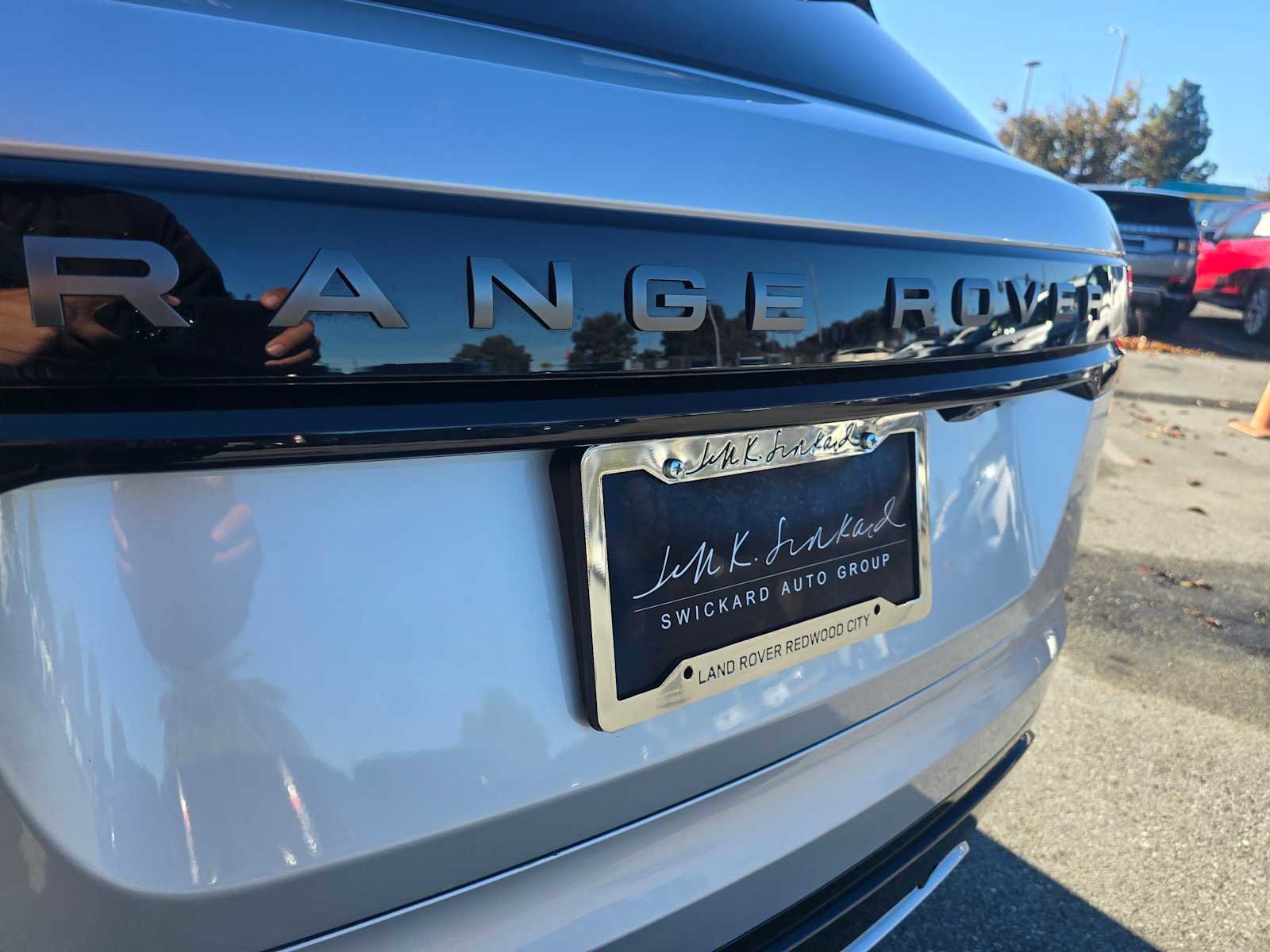 Used 2025 Land Rover Range Rover Velar Dynamic SE image 16