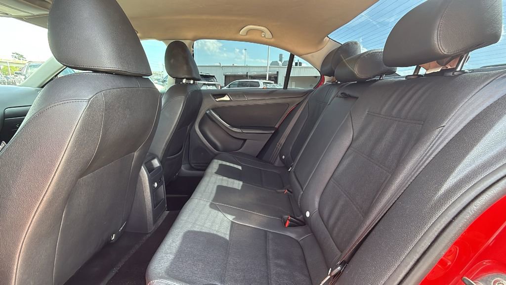 Used 2012 Volkswagen Jetta SE image 15