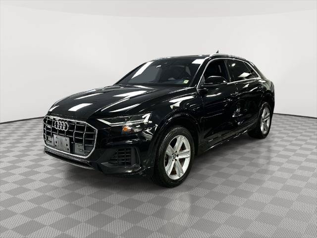 Used 2019 Audi Q8 Premium w/ Convenience Package AWD/4WD image 5