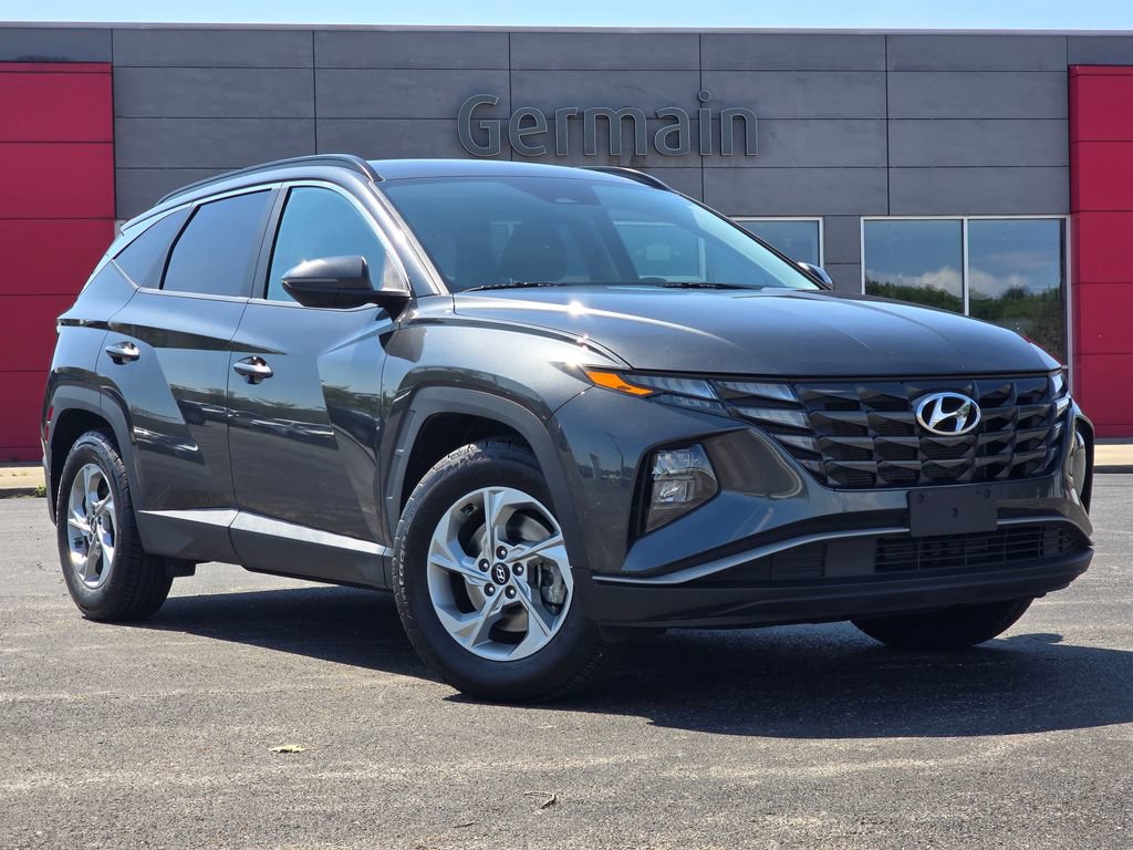 Used 2022 Hyundai Tucson SEL FWD image 2
