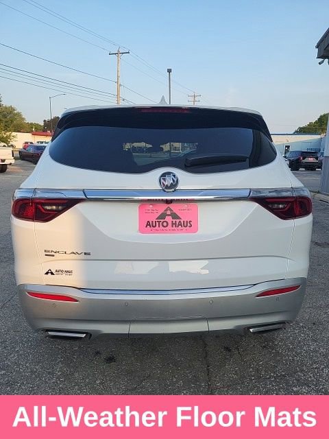 Used 2023 Buick Enclave Essence image 27