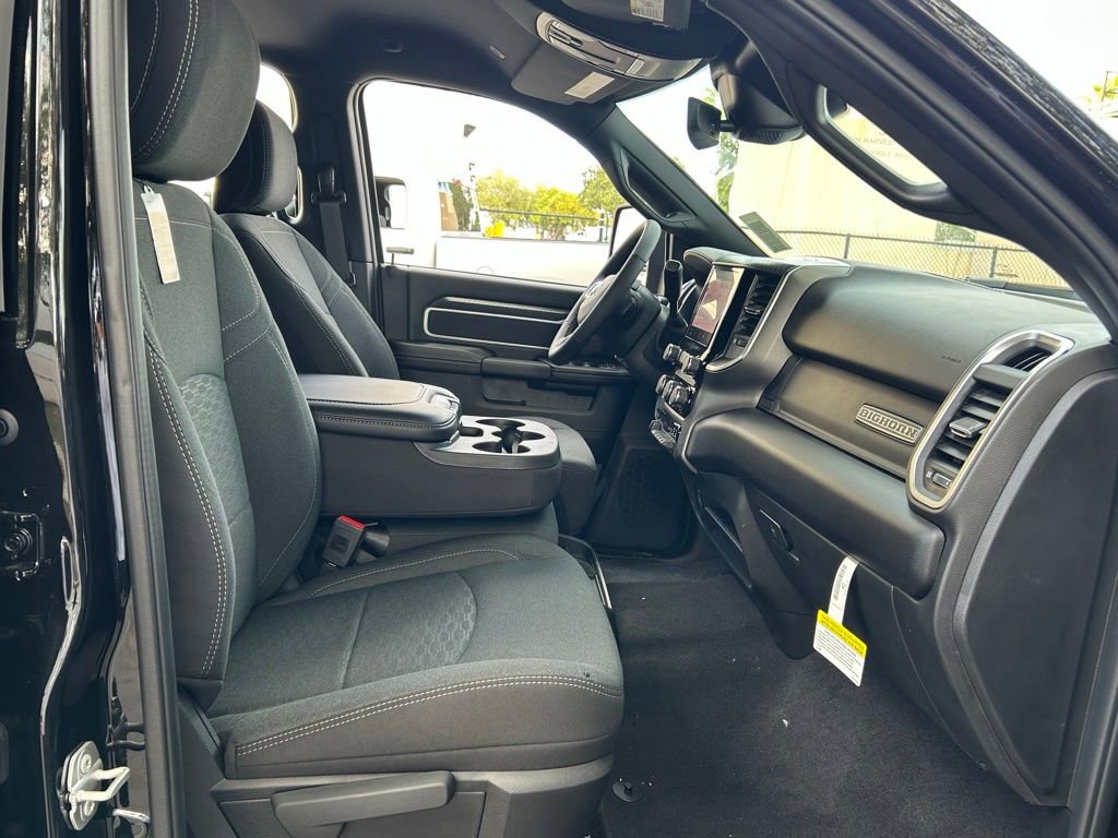 New 2025 RAM 2500 Big Horn image 33