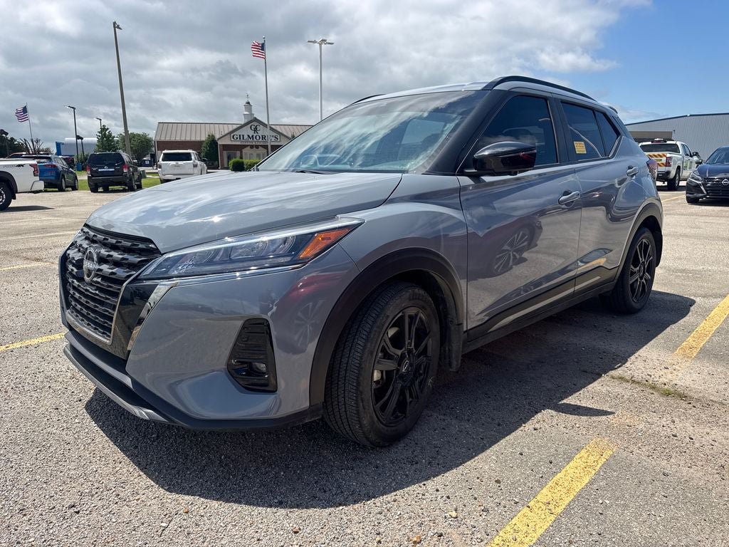 Used 2024 Nissan Kicks SR w/ SR Premium Package FWD video 2