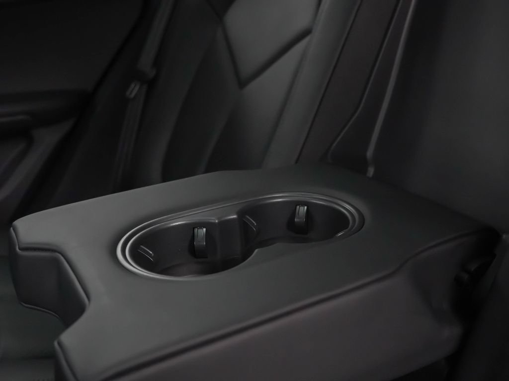 Certified 2026 Porsche Macan AWD/4WD image 19