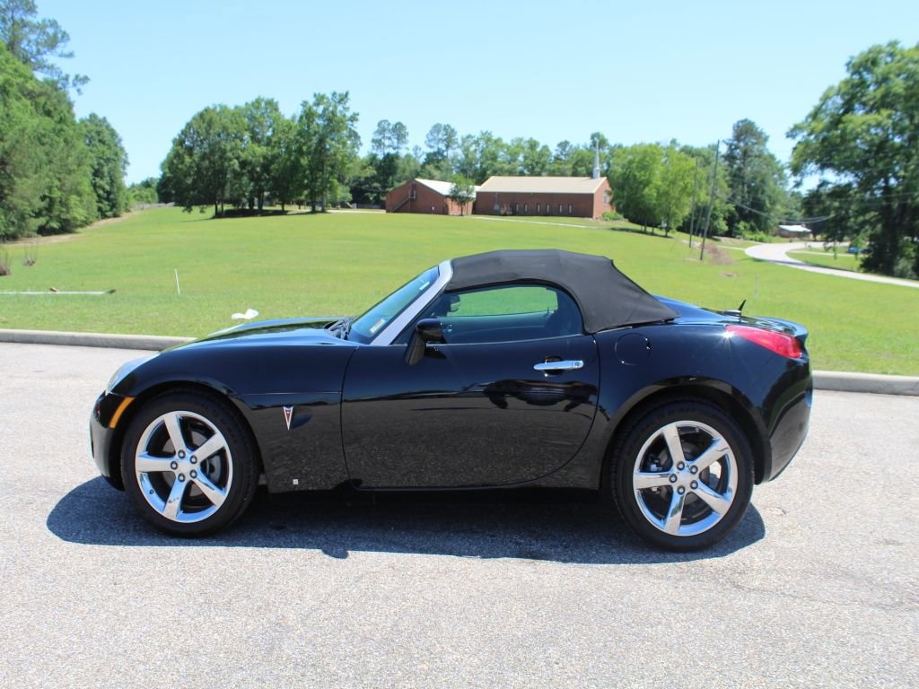 Used 2009 Pontiac Solstice Convertible w/ Preferred Package RWD image 8