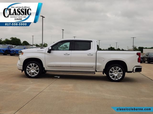 Used 2025 Chevrolet Silverado 1500 High Country AWD/4WD image 6