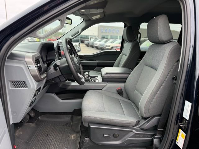 Used 2025 Ford F150 Lightning XLT AWD/4WD image 14