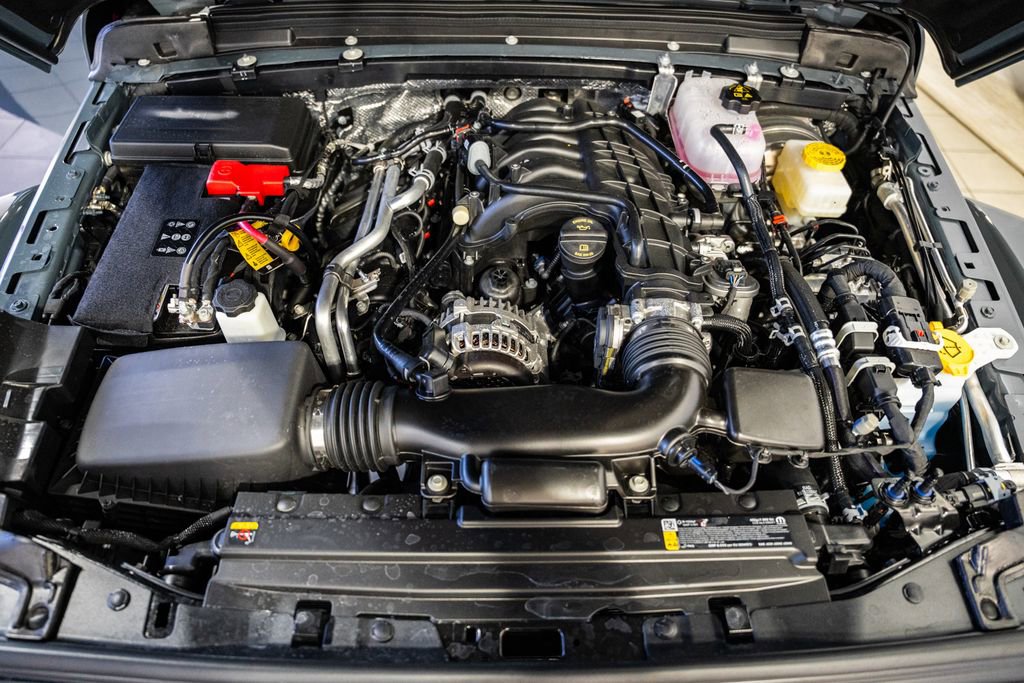 New 2026 Jeep Wrangler Rubicon w/ Dual Top Group image 18