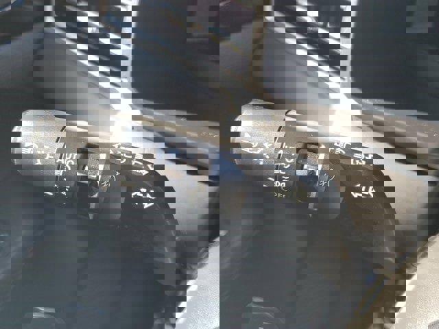 Used 2024 Mitsubishi Outlander SE image 26