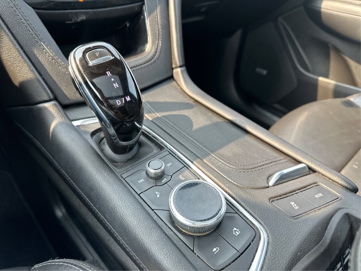 Used 2020 Cadillac XT5 Premium Luxury FWD image 43