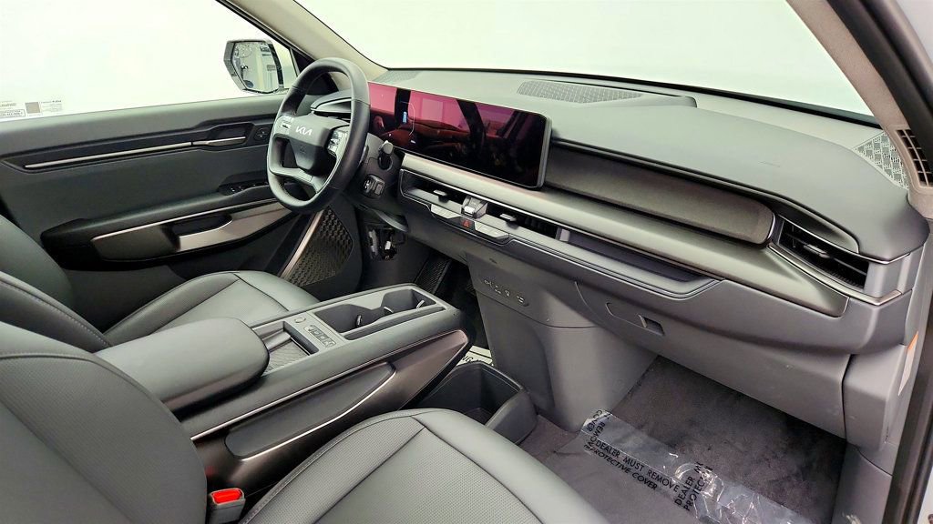 Used 2026 Kia EV9 Light image 25