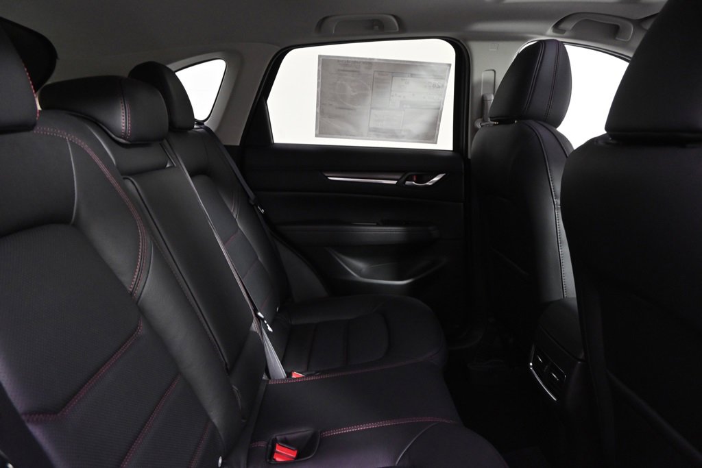 New 2025 MAZDA CX-5 Carbon Edition image 18