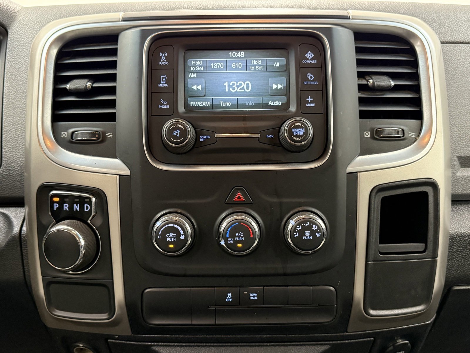 Used 2017 RAM 1500 Classic SLT image 19