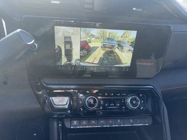 Used 2025 GMC Sierra 2500 AT4 w/ AT4 Premium Plus Package image 11