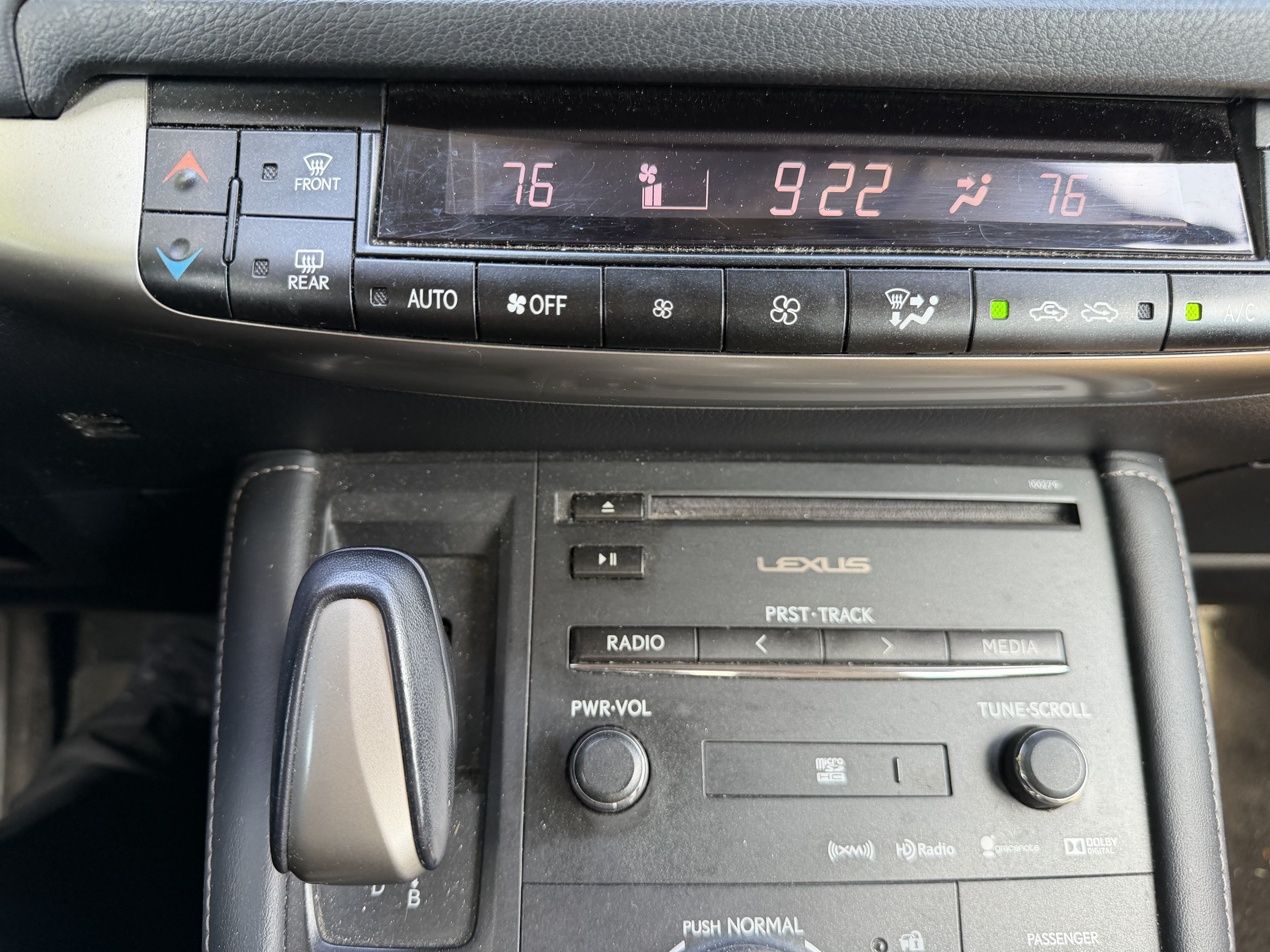 Used 2014 Lexus CT 200h FWD image 23