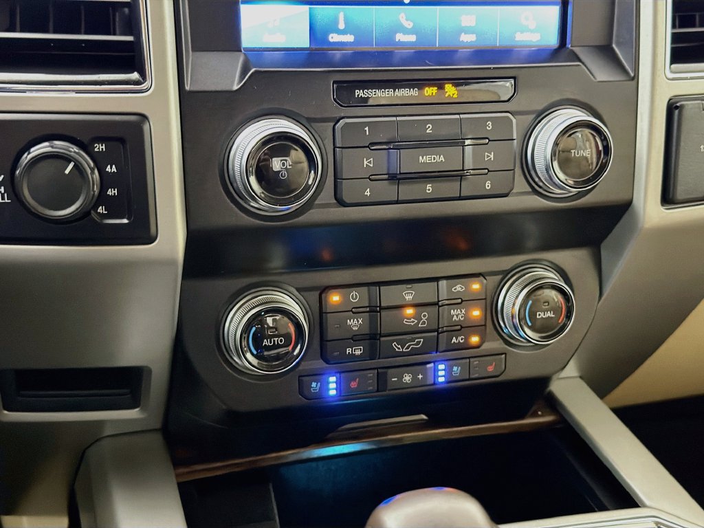 Used 2020 Ford F150 Lariat w/ Equipment Group 502A Luxury AWD/4WD image 19