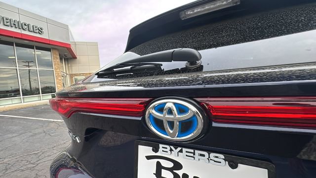Used 2021 Toyota Venza LE image 37