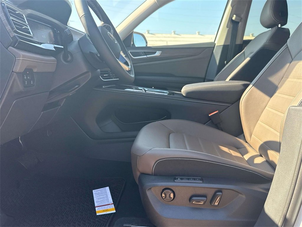 New 2026 Volkswagen Atlas SEL image 11