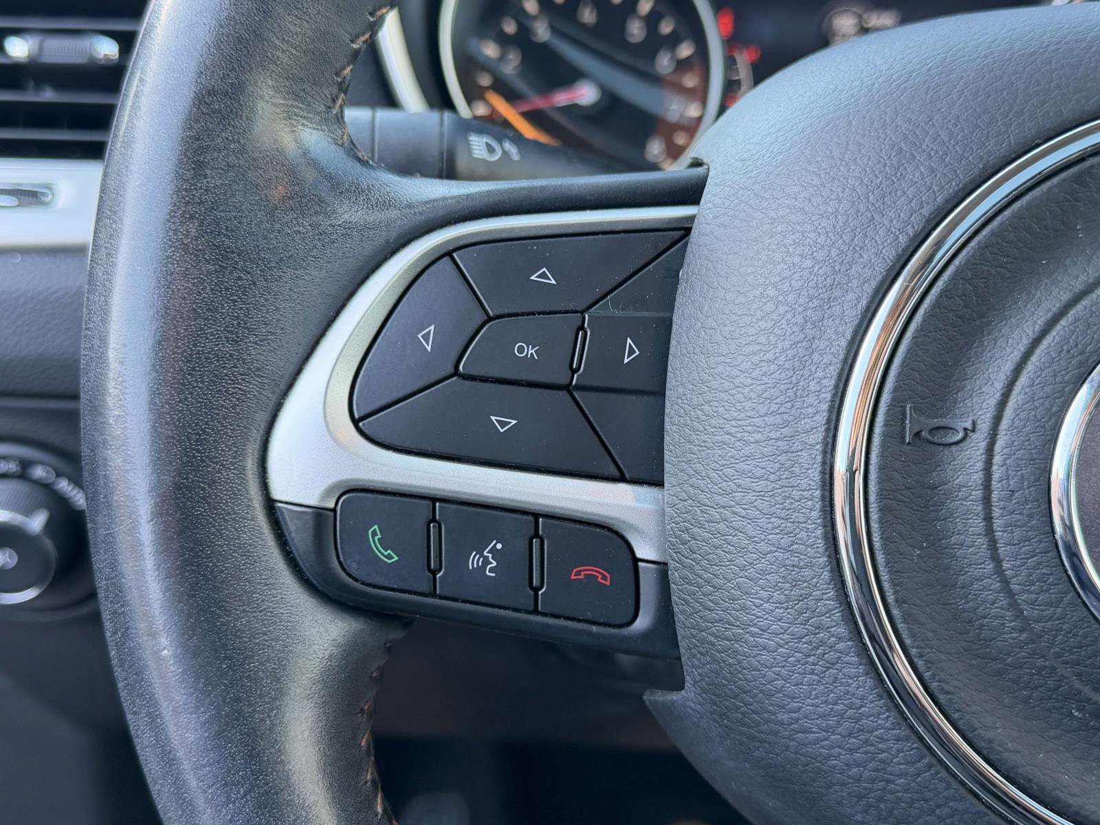 Used 2018 Jeep Compass Latitude w/ Popular Equipment Group image 24