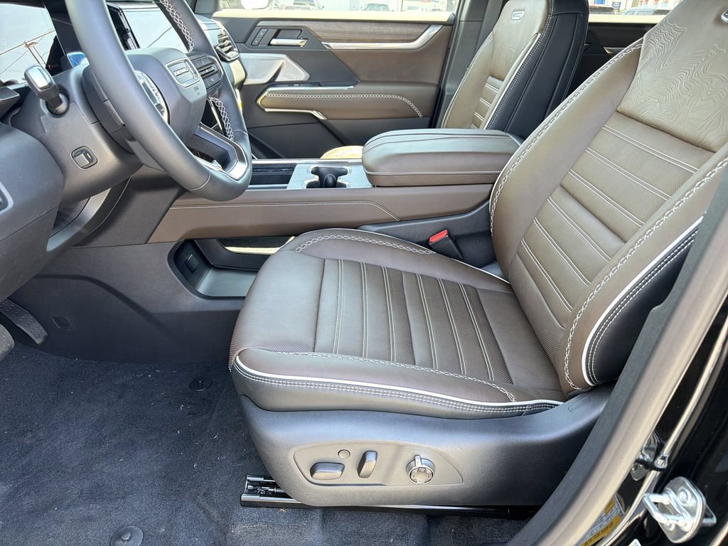 New 2026 GMC Acadia Denali Ultimate FWD image 15