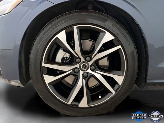 Used 2025 Volvo S60 B5 Core image 29