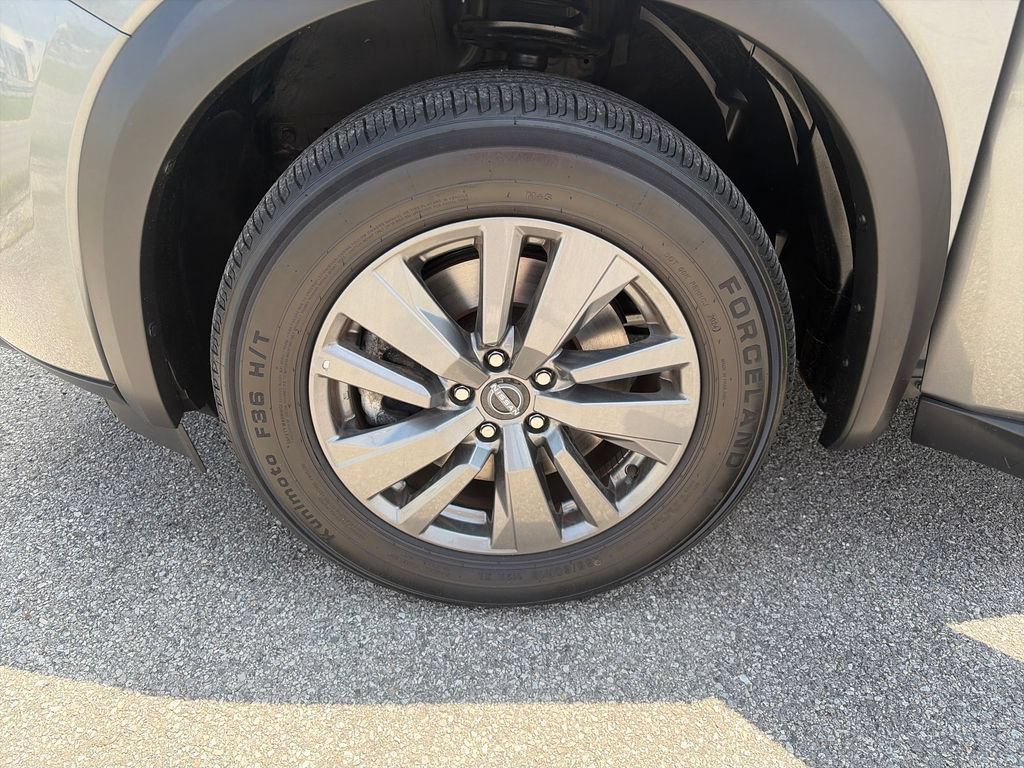 Used 2024 Nissan Pathfinder SV AWD/4WD image 26