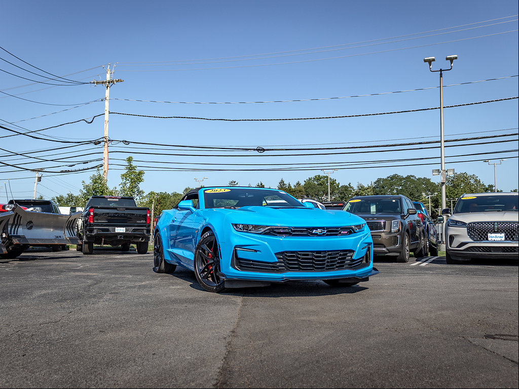 Used 2023 Chevrolet Camaro SS RWD image 4