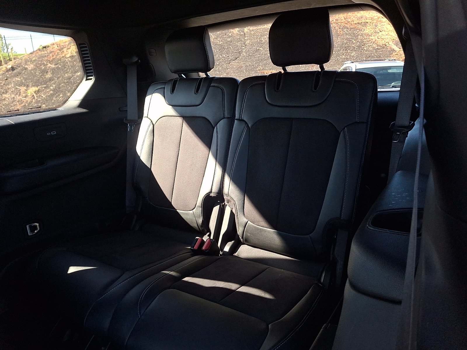 Certified 2023 Jeep Grand Cherokee L Altitude AWD/4WD image 10
