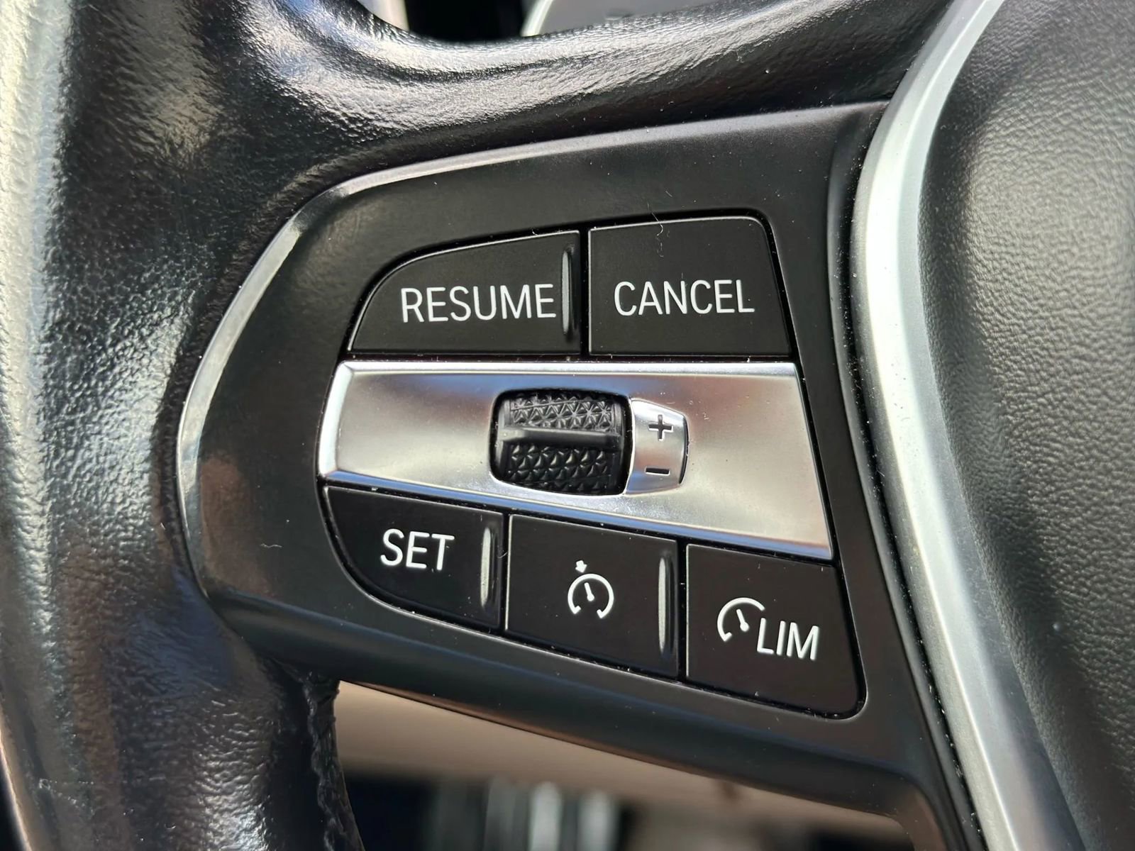 Used 2021 BMW 330i xDrive Sedan w/ Convenience Package image 32