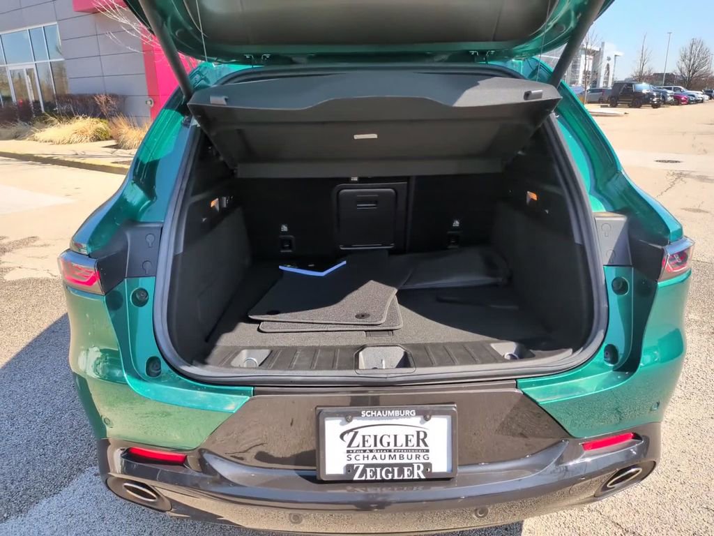 Used 2024 Alfa Romeo Tonale Veloce w/ Active Assist Package image 9