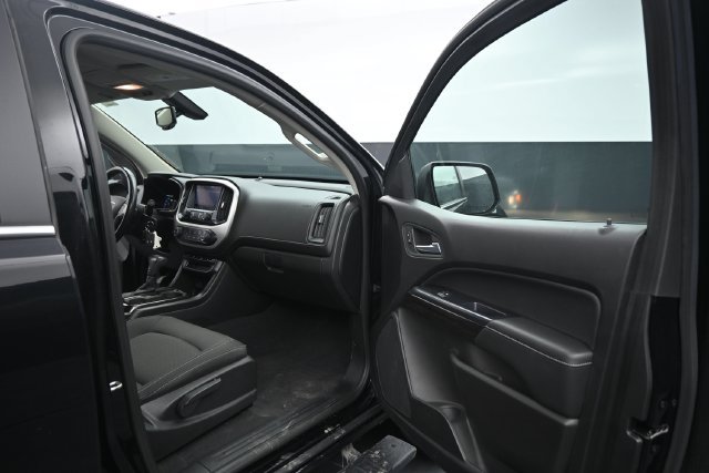 Used 2020 GMC Canyon SLE w/ Elevation Edition AWD/4WD image 37