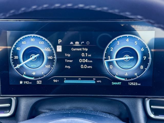 Used 2025 Hyundai Elantra SEL FWD image 19