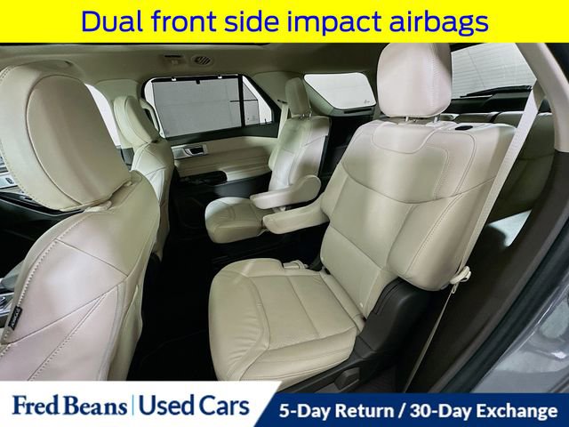 Certified 2024 Ford Explorer Platinum w/ Technology Package AWD/4WD image 33