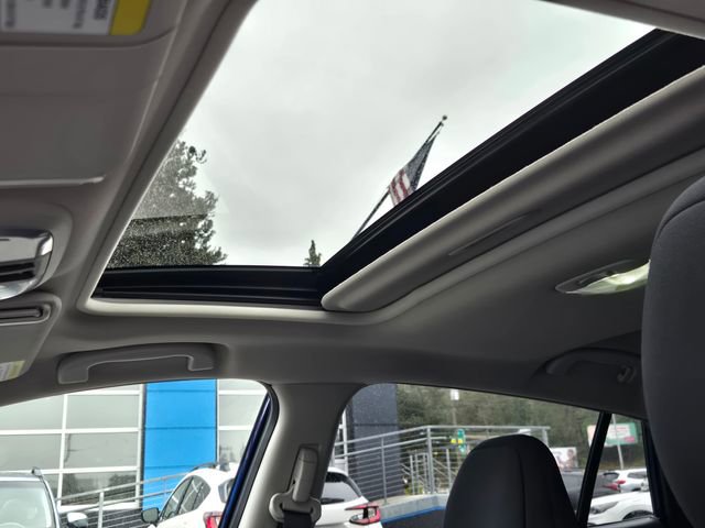 Certified 2025 Subaru Crosstrek 2.0i Premium image 19
