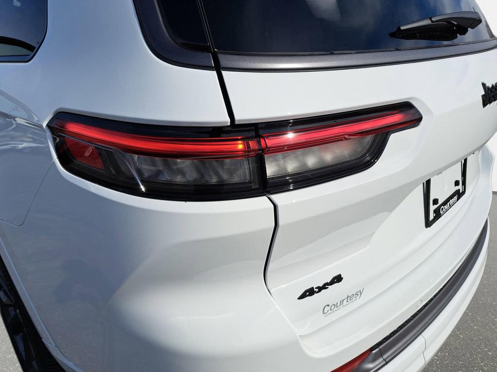 New 2026 Jeep Grand Cherokee L Limited image 36