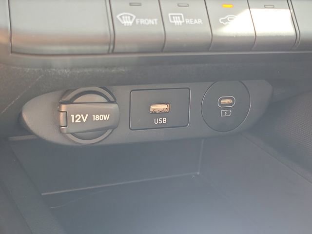 Used 2025 Hyundai Elantra Blue image 12