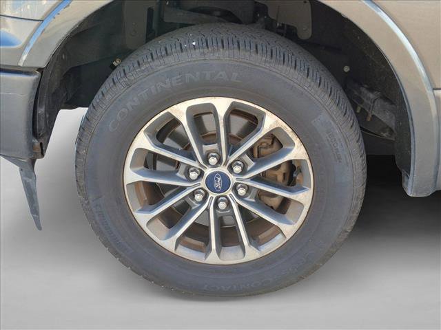 Used 2018 Ford F150 XLT w/ Equipment Group 302A Luxury RWD image 10
