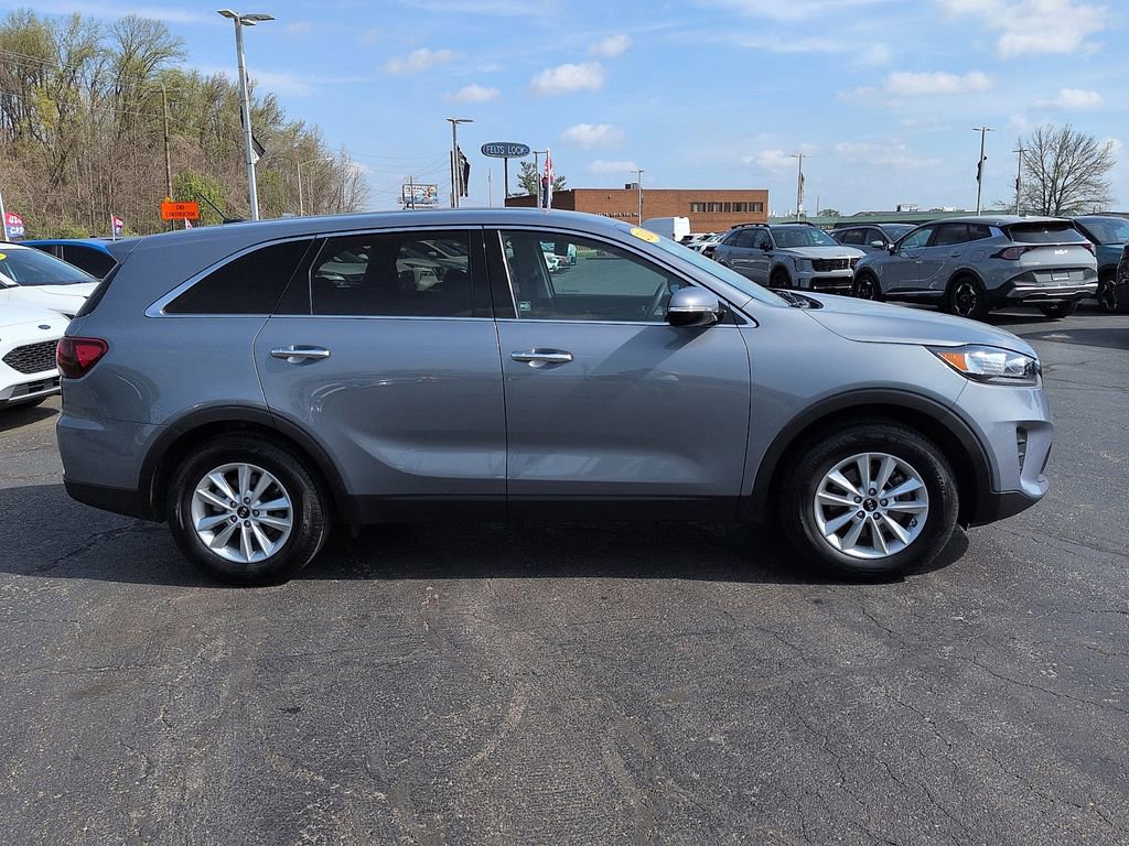Used 2020 Kia Sorento L image 2