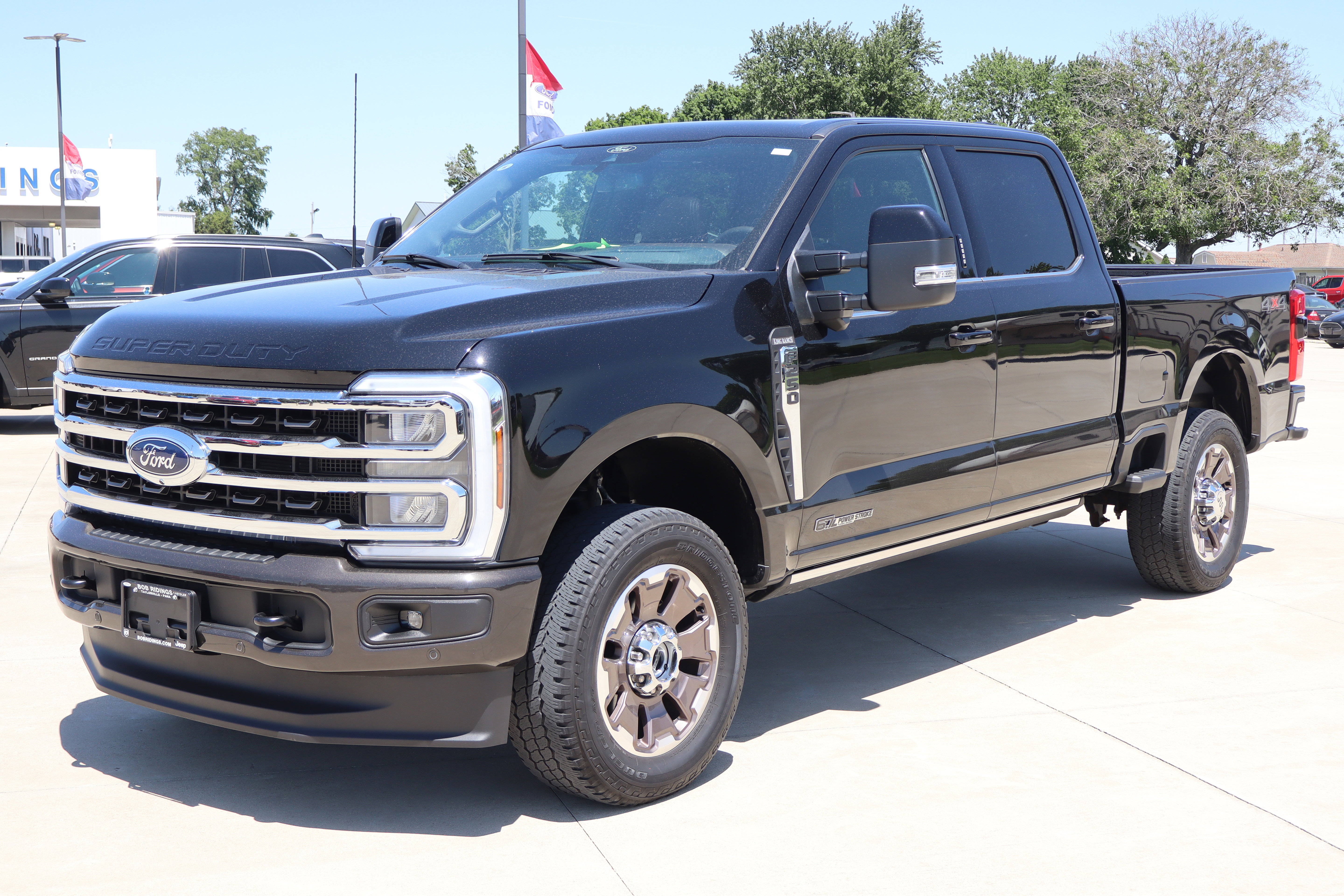 Used 2024 Ford F250 King Ranch AWD/4WD image 2