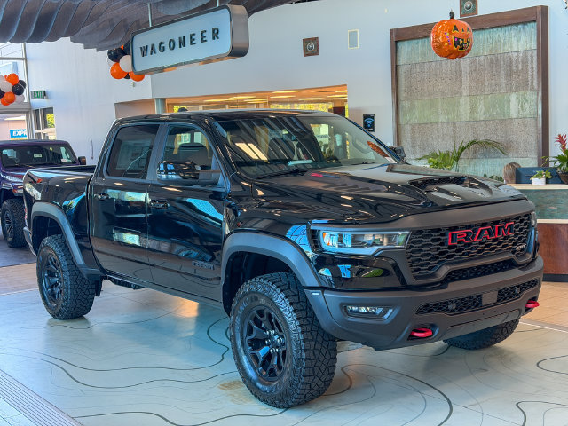 New 2027 RAM 1500 4x4 Crew Cab image 2