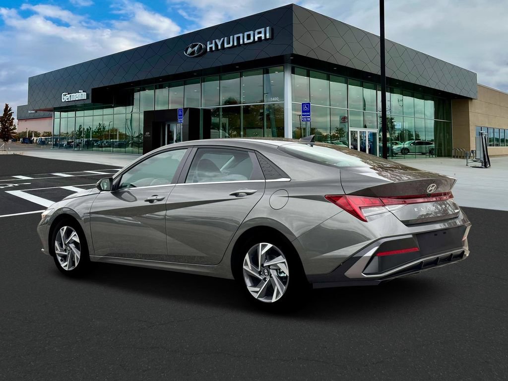 New 2026 Hyundai Elantra Limited FWD image 4