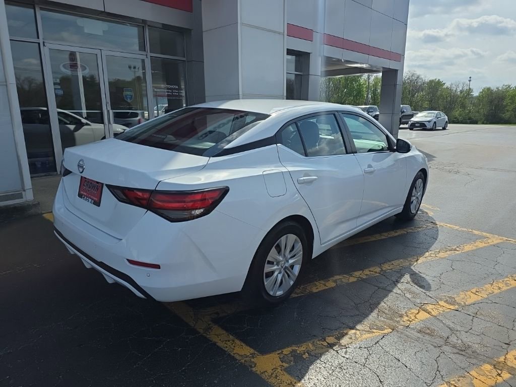 Used 2021 Nissan Sentra S image 3