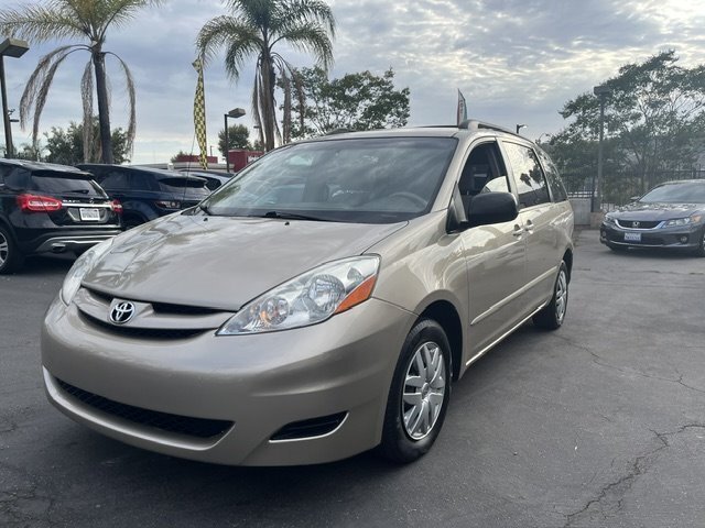 Used 2008 Toyota Sienna LE FWD image 3